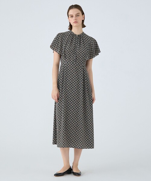 Ballsey ワンピース BBタイポグラフィプリント フレアスリーブ