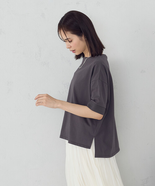 コットンスムースアシンメトリーTシャツ　ブラウン ESSENTIAL / コットンスムースアシンメトリーTシャツ TOPS Night