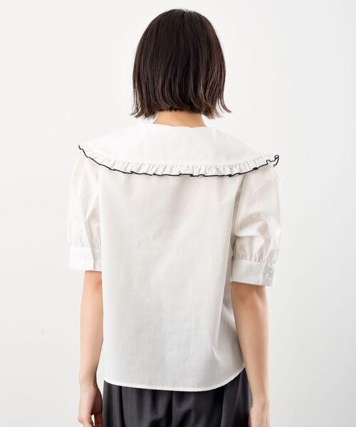 ブラウス シャツ 刺繍フリルブラウス レディース axes femme（アクシーズファム）の「ローズ刺繍フリルブラウス