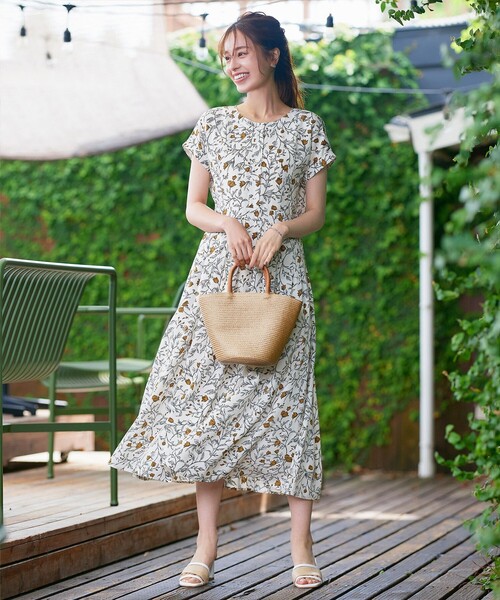 Tiaclasse シャツワンピース リーフフラワー柄ワンピース : ZOZOTOWN