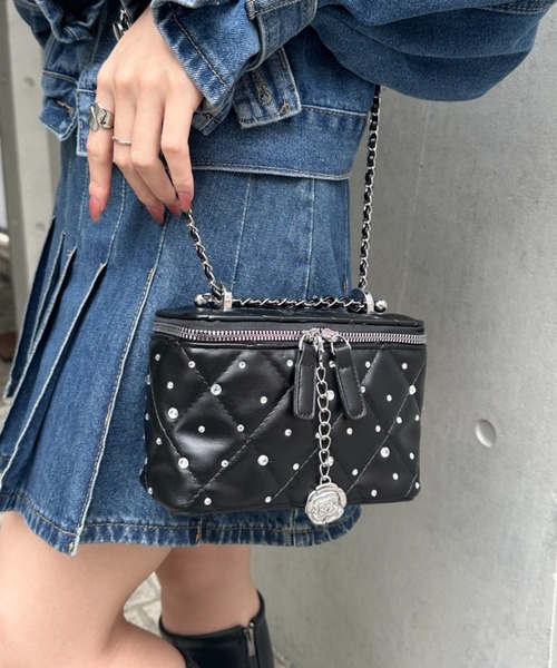 【♡♡Radyᒼᑋªⁿ♥︎♡♡】キルティングストーンショルダーBAG GYDA（ジェイダ） ショルダーバッグ バッグ 「ZOZO限定！！」ライン
