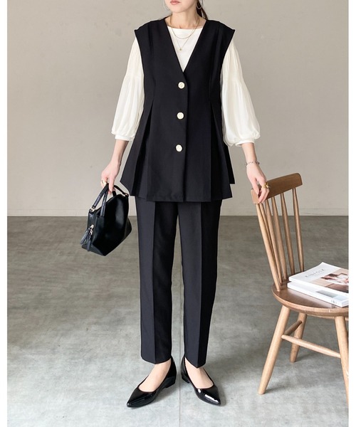 She's Closet セレモニースーツ セットアップ ペプラムVネック金