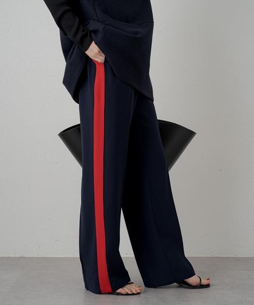 「LOUNGEDRESS」 スラックス SMALL オフホワイト レディースの画像