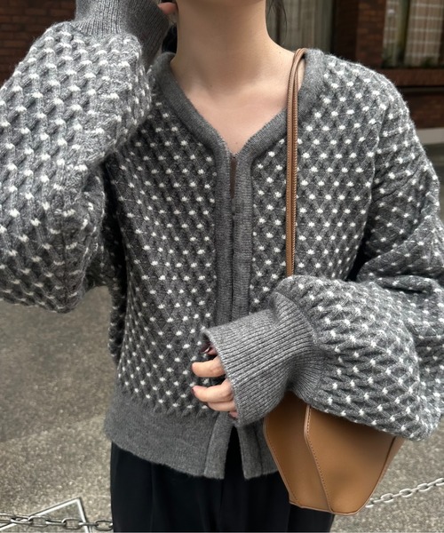 タグ付き新品未使用 lawgy リバーシブルパターンフロントポイントニット reversible pattern front point knit - メルカリ