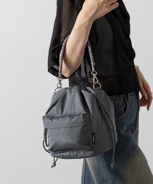 IANNE ショルダーバッグ ブラック　巾着バッグ ファッション通販 ファッション IANNE ショルダーバッグ