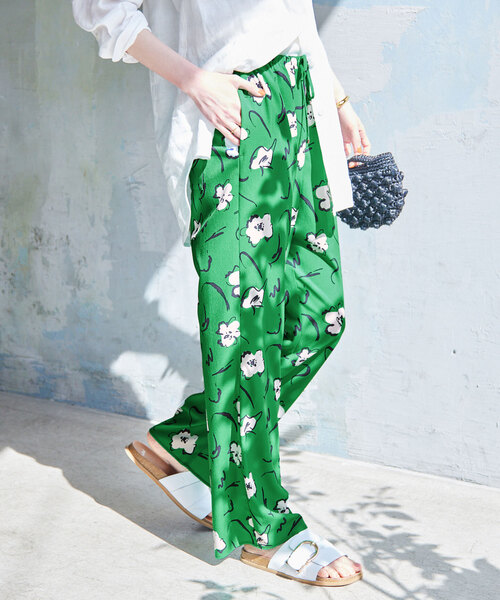 SLOBE IENA（スローブイエナ） イージーパンツ - ネイビー レディース