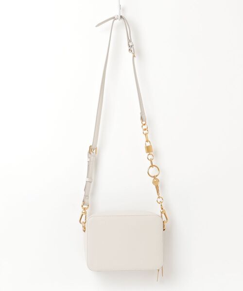 CHARLES ＆ KEITH（チャールズ&キース） 「CHARLES & KEITH 