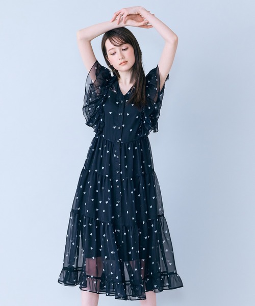 ワンピース 「モデル美香×Audie a Muses」ハートプリントティアードワンピースの画像