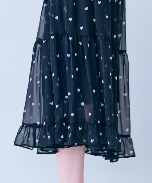 ワンピース 「モデル美香×Audie a Muses」ハートプリントティアードワンピースの画像