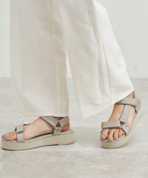 Lucida フラットサンダル L グレー レディース : ZOZOTOWN Yahoo!店