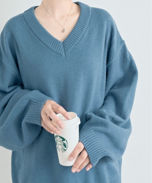 ニット セーター 絶妙な抜け感でこなれる。Vネック オーバー