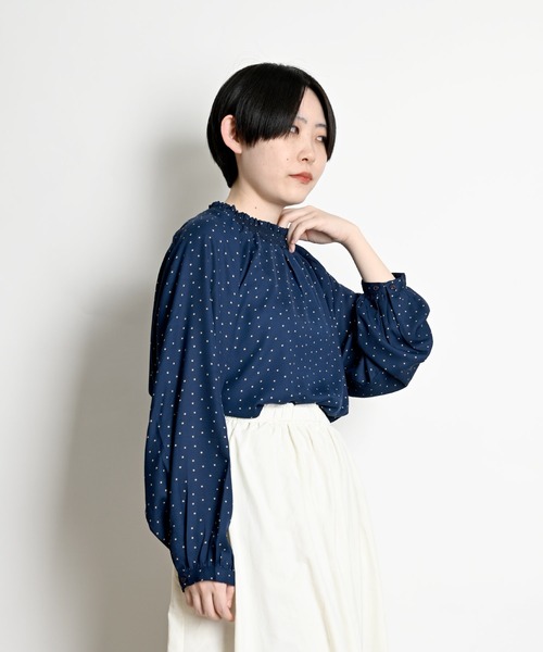 marai（マーライ） ブラウス シャツ ドットプリント 長袖 シャーリング