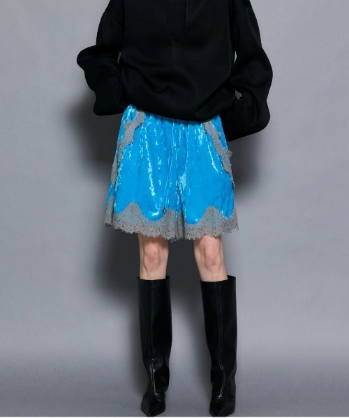 MAISON SPECIAL（メゾンスペシャル） パンツ Hem Lace Velour Shorts