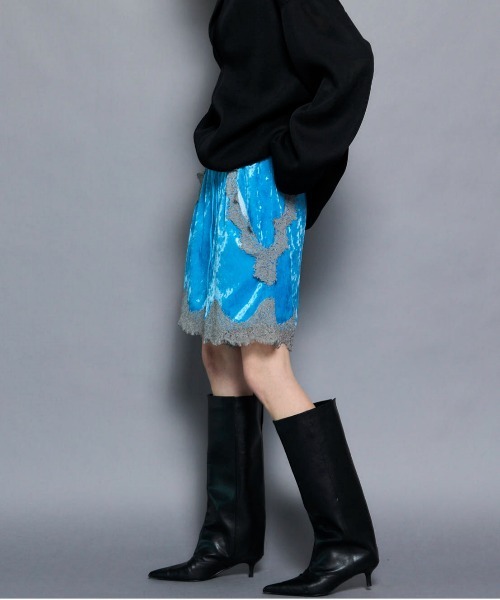 MAISON SPECIAL（メゾンスペシャル） パンツ Hem Lace Velour Shorts