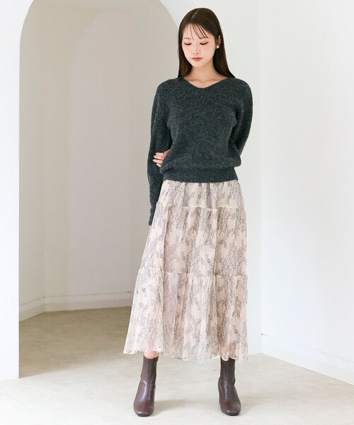 Feroux（フェルゥ） セットアップ ニット×ティアードレース スカート
