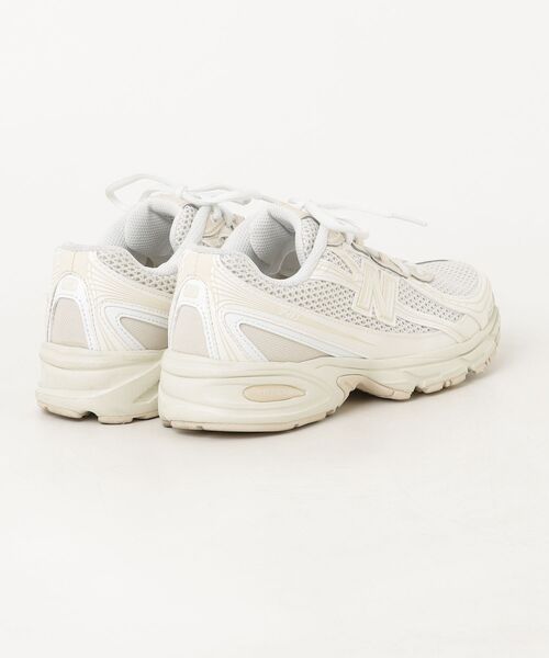 「New Balance」 ローカットスニーカー 23.5cm ベージュ メンズの画像