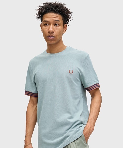 送料関税込♪Fred Perry/Striped Cuff T-Shirt Fred Perry - Striped Cuff T-Shirt M7707 black R88, 49,00 €