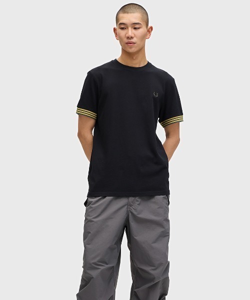 FRED PERRY★半袖 ロゴ ストライプ袖 クルーネック Tシャツ FRED PERRY フレッドペリー 半袖 Tシャツ Fine Stripe T-Shirt
