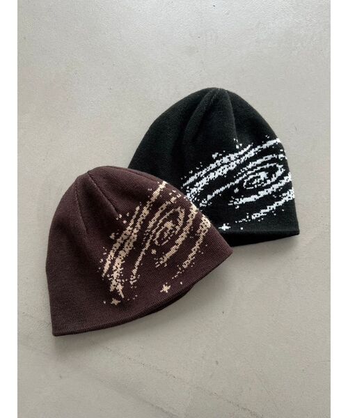VEQUM ニット帽　ブラック　EMODA EMODA（エモダ）の「【VEQUM】CROCHETED KNIT HAT（ニット