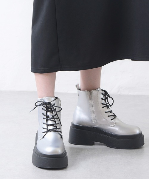 (kei)☆.♥極美品♥.☆ ブーツ kilakila ブーツ ショートブーツ レディース 厚底 レースアップ