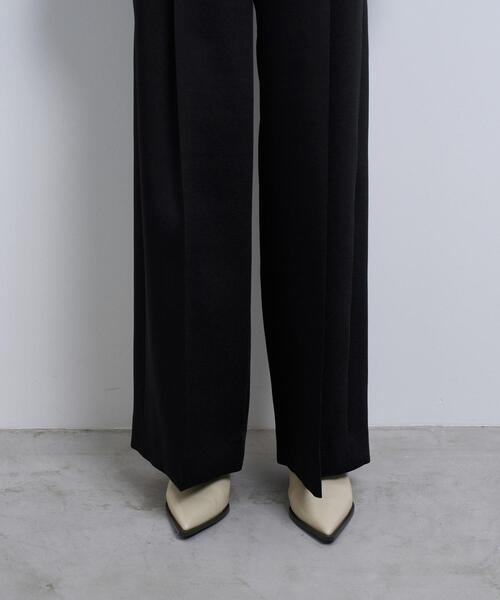LANVIN en Bleu ワイドパンツ パンツ シルキーダブルクロスストレート