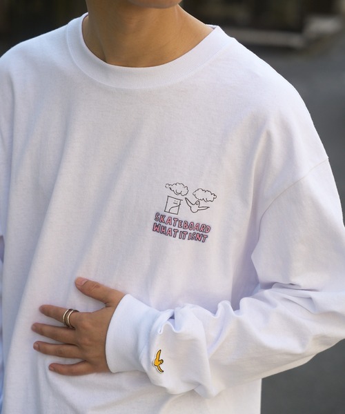 【BLAKELY】ロゴ入り アンフィットTシャツ What it isNt）ART BY MARKGONZALES tシャツ 「MARKGONZALES