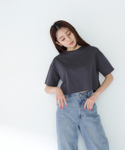 【美品】BALMAIN スクリブル クロップド Tシャツ NATURAL BEAUTY BASIC tシャツ メタルポイントクロップドT