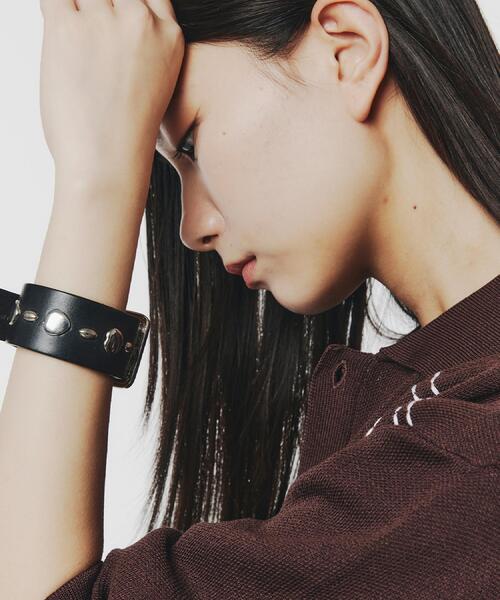 tk.TAKEO KIKUCHI（ティーケータケオキクチ） ブレスレット スタッズ