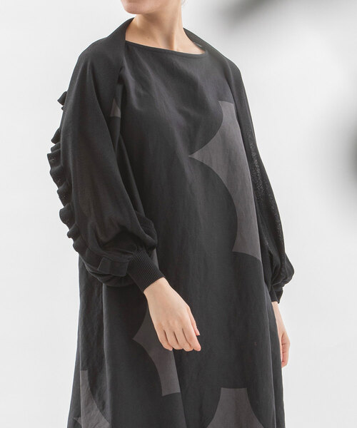 nop de nod（ノップドゥノッド） カーディガン 後ろフリルボレロ