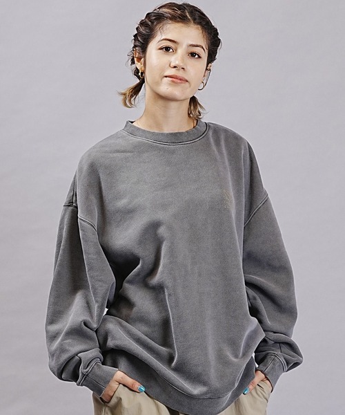 「（What it isNt）ART BY MARKGONZALES」 スウェットカットソー FREE ライトグレー レディース_画像6