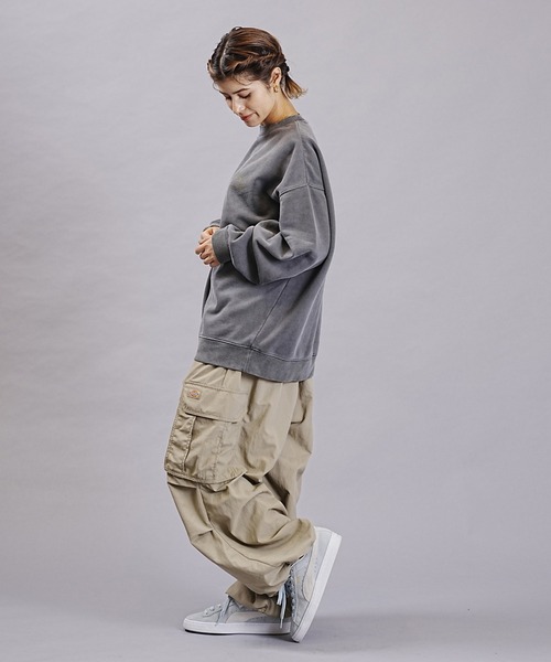 「（What it isNt）ART BY MARKGONZALES」 スウェットカットソー FREE ライトグレー レディース_画像8