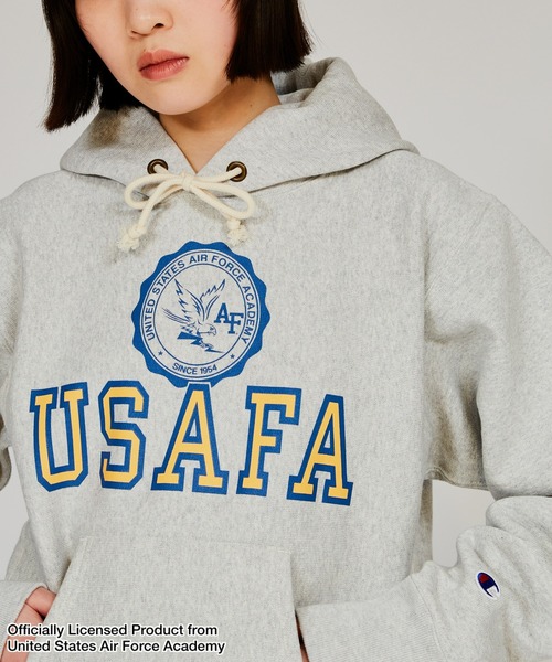 「Champion」 プルオーバーパーカー X-LARGE シルバーグレー メンズの画像