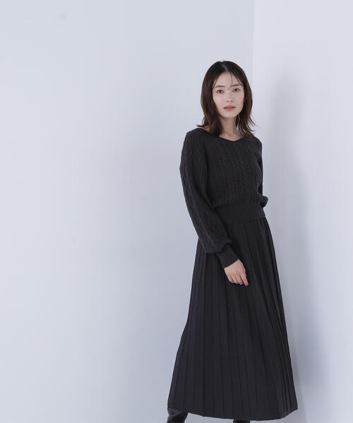 「NATURAL BEAUTY BASIC」 セットアップ P/S チャコールグレー レディースの画像