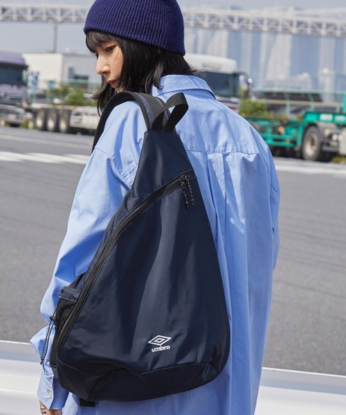 UMBRO ワンショルダーキャミソール ネイビー umbro（アンブロ） ショルダーバッグ FREE ダークネイビー レディース