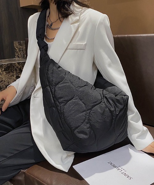 LACーVERT ショルダーバッグ バッグ 「大容量」キルティング中綿ビッグ
