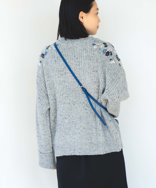 TXT公式　blue hour ブルアワ　ストライプニットセーター ハート刺繍 BEAMS HEART（ビームス ハート） ニット セーター ハンド刺繍 ニット