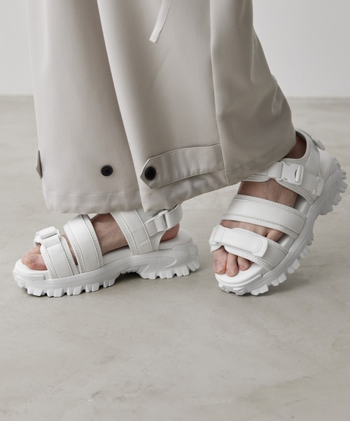 【CLEL】ハイソールシンセスティックレザー スニーカーサンダル セール】【CLEL】High-sole Sneaker Sandals/ハイソール 合皮