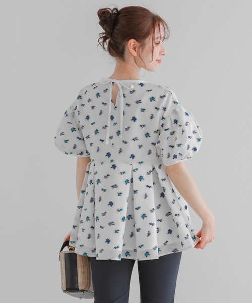 Fit more シアージャガード花柄パイピングトップス レディース