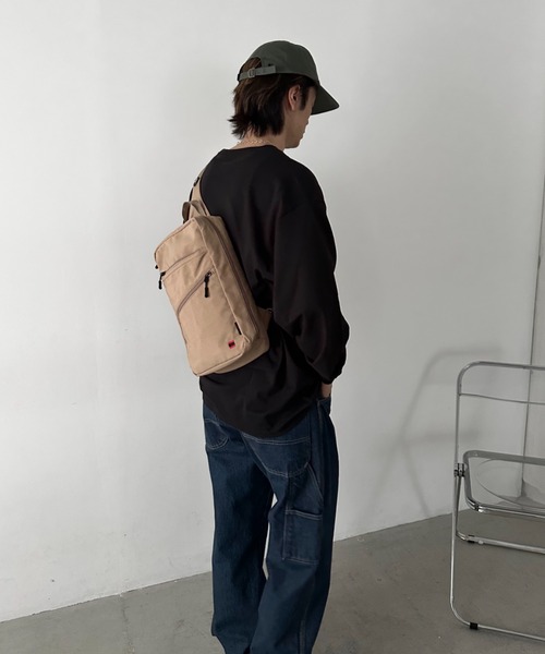 real design ウエストポーチ 「A4サイズ対応」ボディバッグ/ワン