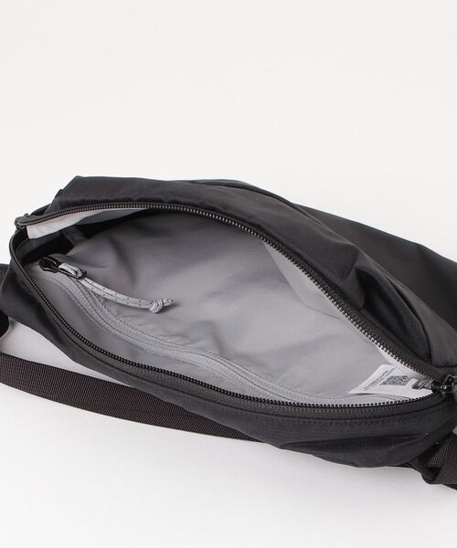ARC'TERYX（アークテリクス） ショルダーバッグ - ブラック メンズ