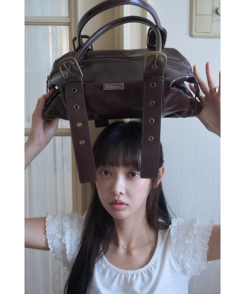 Smyeon Belt detail handbag/ベルトデザインハンドバッグ Smyeon ハンドバッグ Belt detail handbag/ベルトデザインハンドバッグ