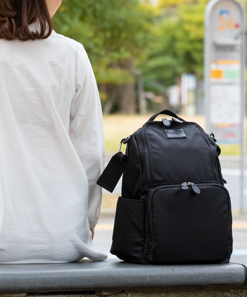 マザーズバッグ マザーズリュック(23L) WEEKEND 2層式 整理しやすい 2フロア 大容量の画像