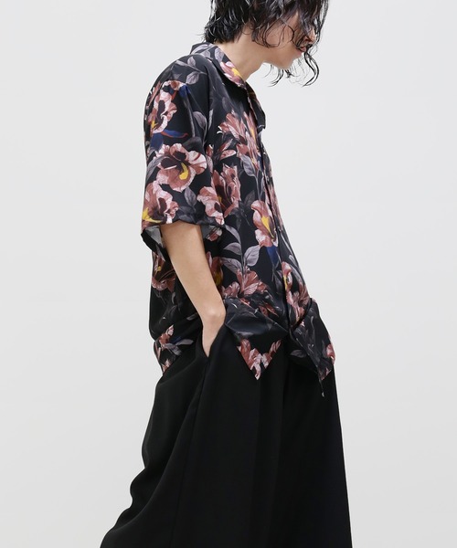 minsobi 花柄 半袖シャツ ブラック 花柄シャツ 半袖（シャツ/ブラウス）｜minsobi（ミンソビ）の