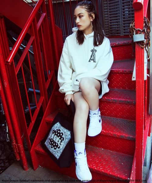 トートバッグ [ MLB ] LETTERING VINTAGE DENIM CROSS BAG BACK TO THE FIELD トートバッグ 「MLB」ANGELSバンダナスクエア