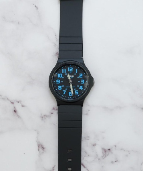 新品未使用★ビートルズCASIO アナログシリーズ(B) ブラウン腕時計★送料込 CASIO Standard カシオ スタンダード アナログクォーツ ペア