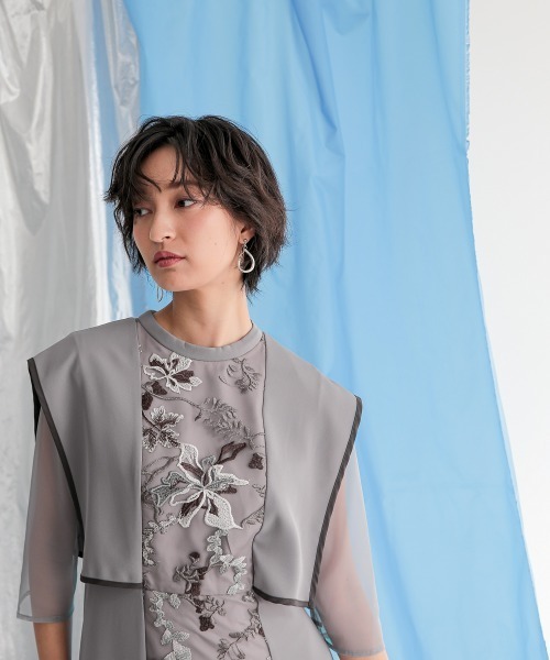 Callarus（カラルス）　フロント刺繍使い袖チュールデザインワンピースドレス Callarus ドレス 「Callarus」「結婚式・お呼ばれ・パーティー