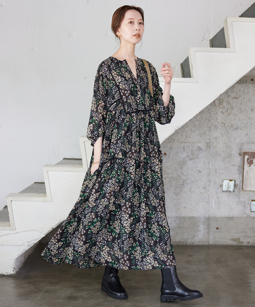 SLOBE IENA ♡ シャーリングバルーンスリーブワンピース　グリーン SLOBE IENA｜コットンシャーリングノースリーブワンピース