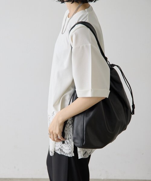 ear PAPILLONNER（イア パピヨネ） ショルダーバッグ バッグ レザー
