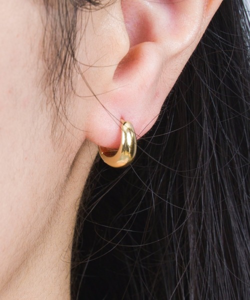 TOM WOOD ピアス 「TOMWOOD/トムウッド」Ice Huggie Gold