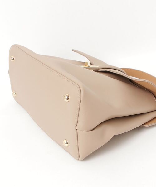 専用です！！　美品　パイソン　 ベージュ ハンドバッグ 美品 パイソン ベージュ ハンドバッグ バッグ